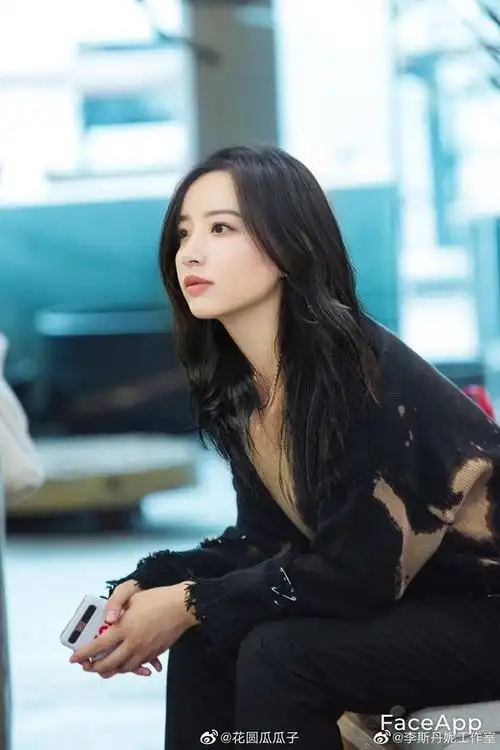 救命原来李斯丹妮长发那么娇