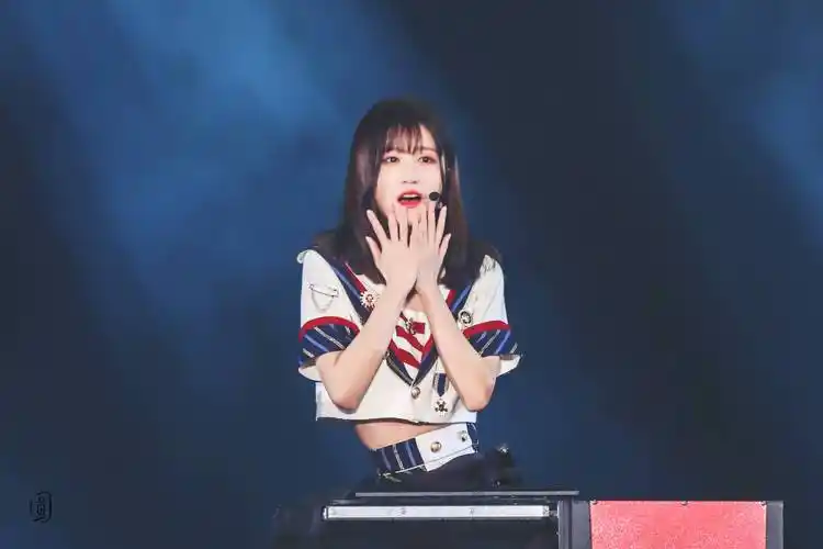 左婧媛左婧媛左婧媛