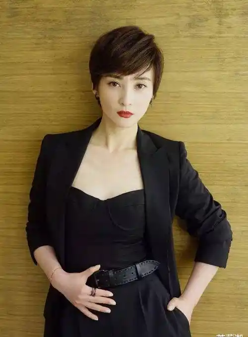 优质女演员蒋勤勤,女人就要活成自己最美的样子!