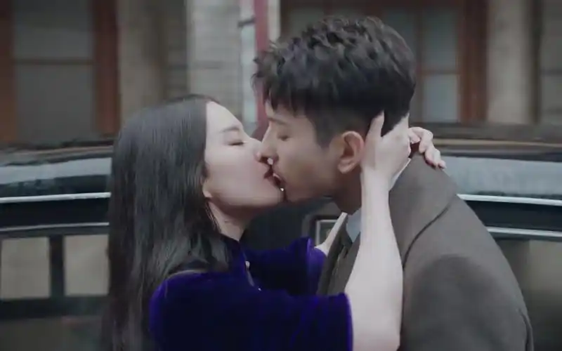 南烟斋笔录刘亦菲井柏然真是又甜又虐