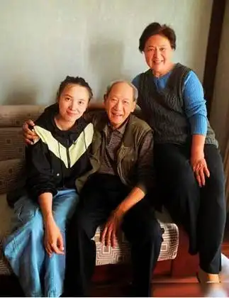 众多知名演员任泉,李冰冰,廖凡,大小宋佳等李志舆培养了潘虹,尤勇,马