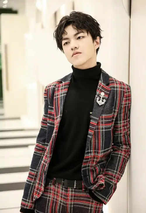 歌手2019钱正昊图片