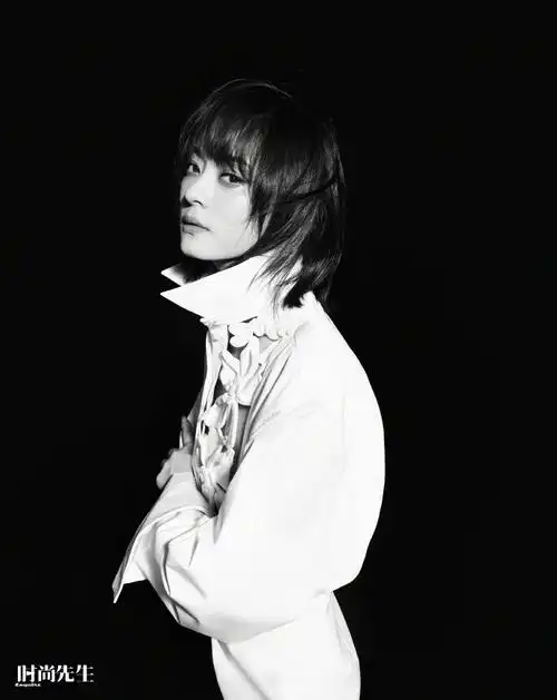 #孙俪时尚先生封面##孙俪镂空巴洛克大片#