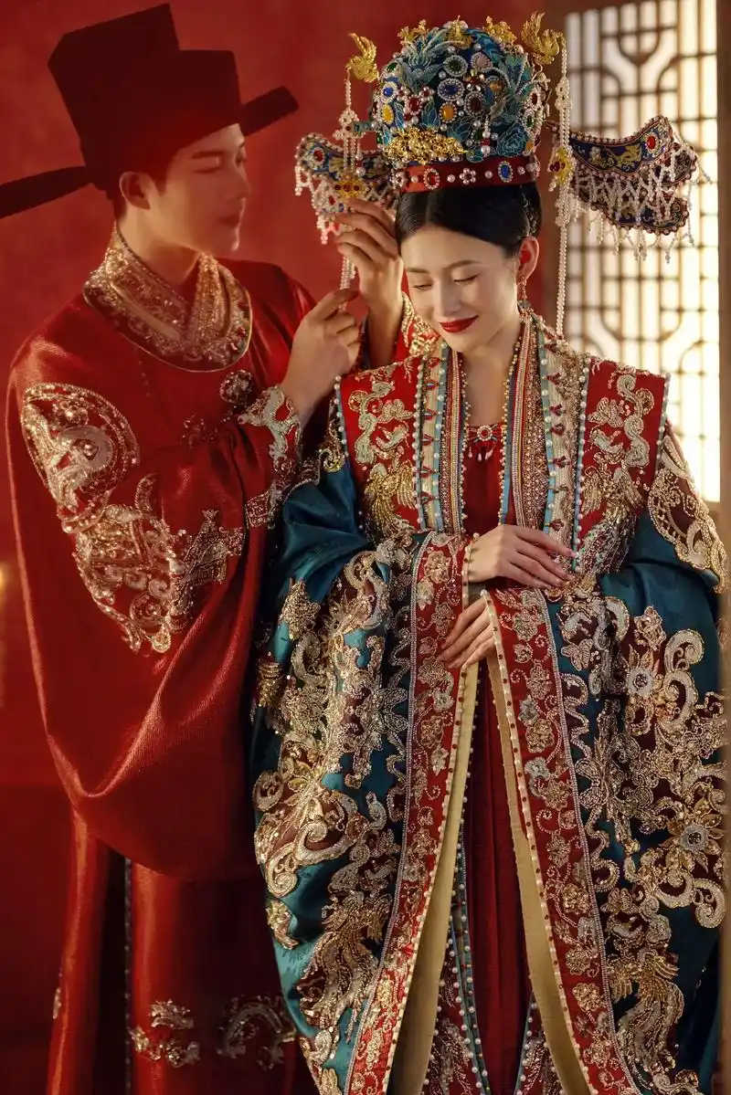 中式婚服就是惊艳