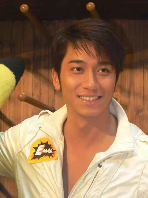 绯闻女友不少于16人!"无情"海王吴卓羲,曾气到张馨予发照片逼官宣