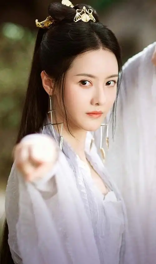 《宸汐缘》-张芷溪 青瑶