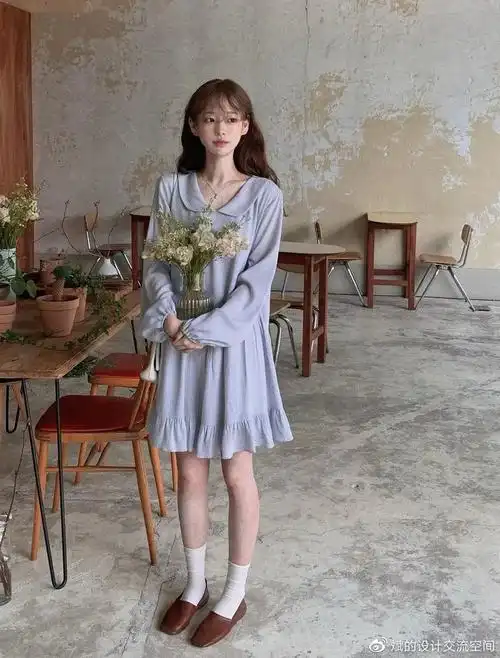 流行时尚2021春夏学会蓝色系穿搭轻松get春夏盐系少女风