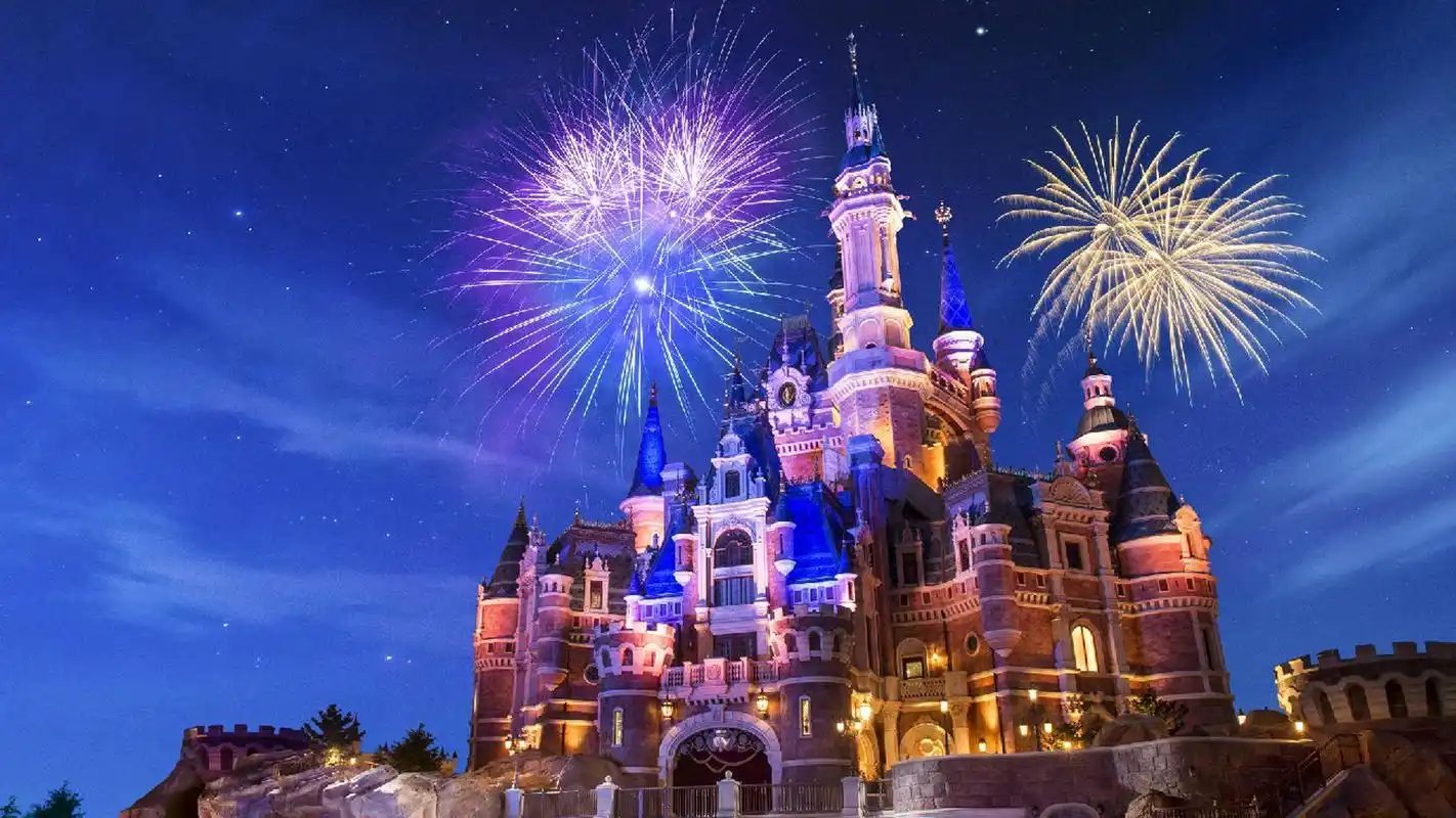 上海迪士尼奇幻童话城堡图片高清桌面壁纸.