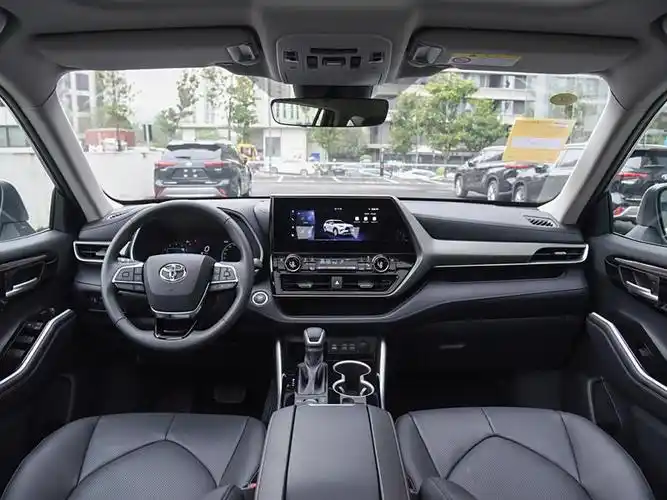 广汽丰田 汉兰达 2024款 380t 四驱豪华版 7座