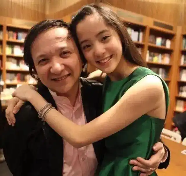 专访大提琴家朱亦兵丨带着250岁的大提琴来哈,冰城