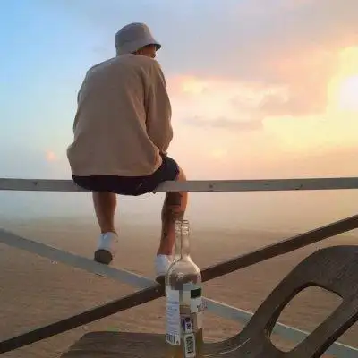 背影帅气男头_男生头像_我要个性网