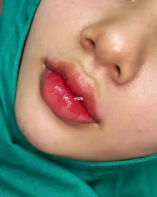 这嘟嘟唇爱了爱了