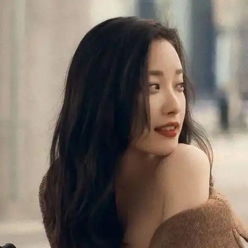 头像| 超赞的最新微信头像,换一张吧~|倪妮|套图_网易订阅