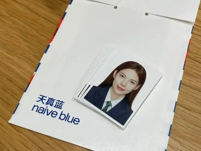 天真蓝学院风证件照