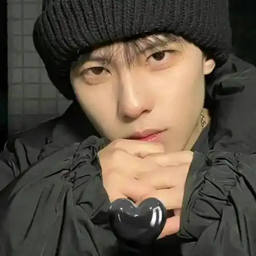 男生头像 | 清冷帅气男头