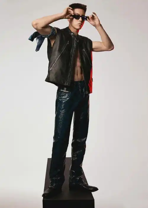 一组casper卡斯柏智族gq12月刊分享给大家,卡斯柏(casper),原名储晓祥