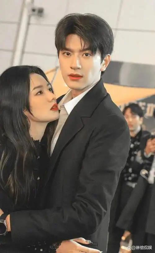 演完周也男友演李兰迪男友,他演出不同感觉,已成95花男友专业户