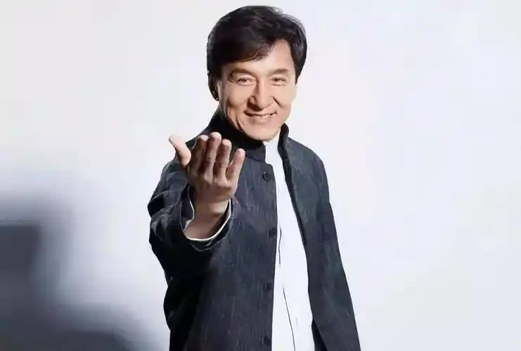 成龙称她"长相完美",黎明被迷得神魂颠倒,如今43岁却胖成大妈_金喜善_