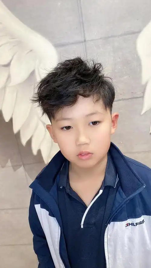 最帅气小男孩发型15款,清爽有型真精神,赶快挑一款吧|刘海|飞机头