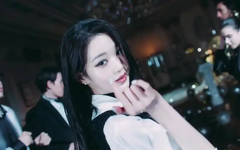 自信拽姐,自己的人生就是最璀璨的星河!| ive i am 30s安利