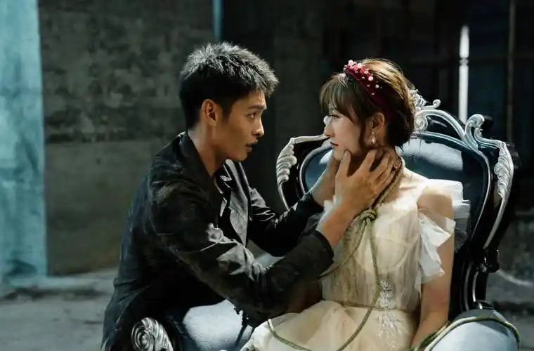 《他在逆光中告白》尖叫收官:磕到了!锁死了!这对cp我们站定了!