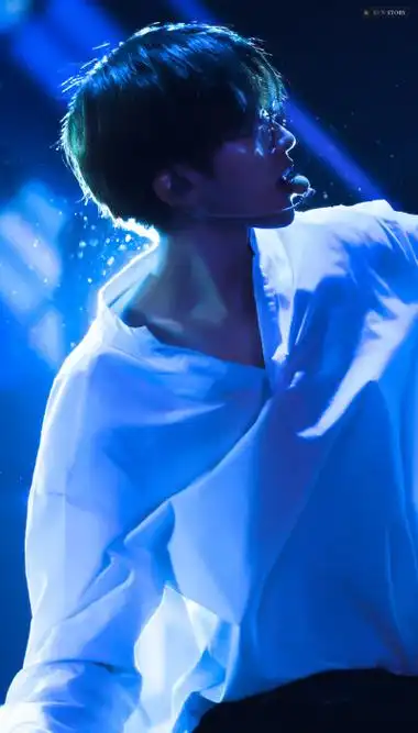 蔡徐坤头像壁纸