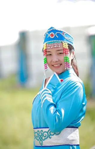 蒙古族女孩