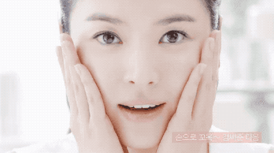 宋慧乔宋仲基要结婚可我更关心他俩的牙和皮肤为什么那么好