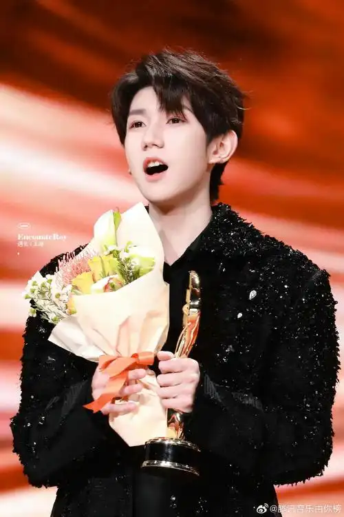 笑容,接收治愈的力量吧~王源超话蔡徐坤超话周深超话张云雷超话时代