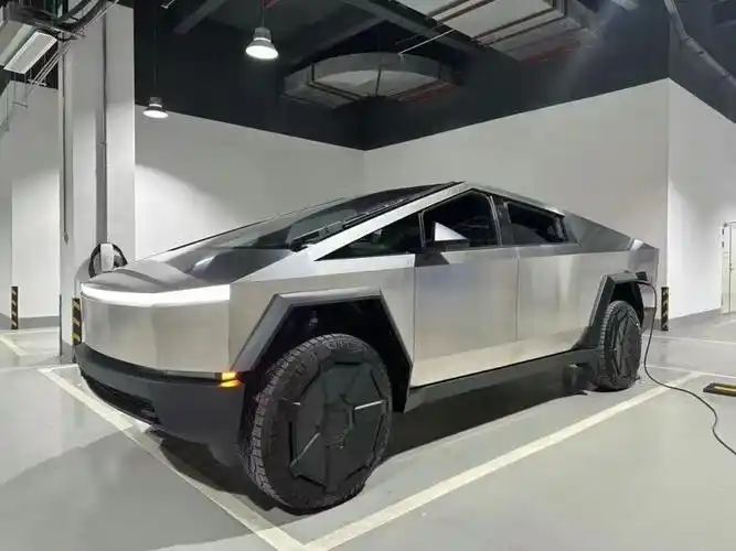 特斯拉赛博皮卡国内亮相,这次不是"挤牙膏"式更新了