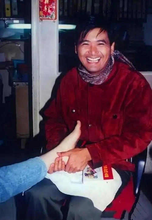 一次性看完周润发与9大美女合影除了梅艳芳林青霞外还认识谁