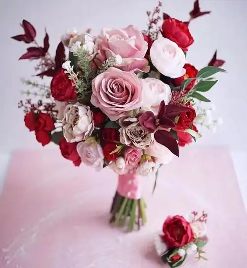 奇梅花道|揭秘婚礼季那些让你心动的鲜花,最后是如何获得新生的!