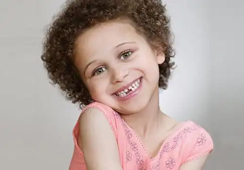 儿童换牙多久长出新牙 当心孩子长不出新牙-乐哈健康网