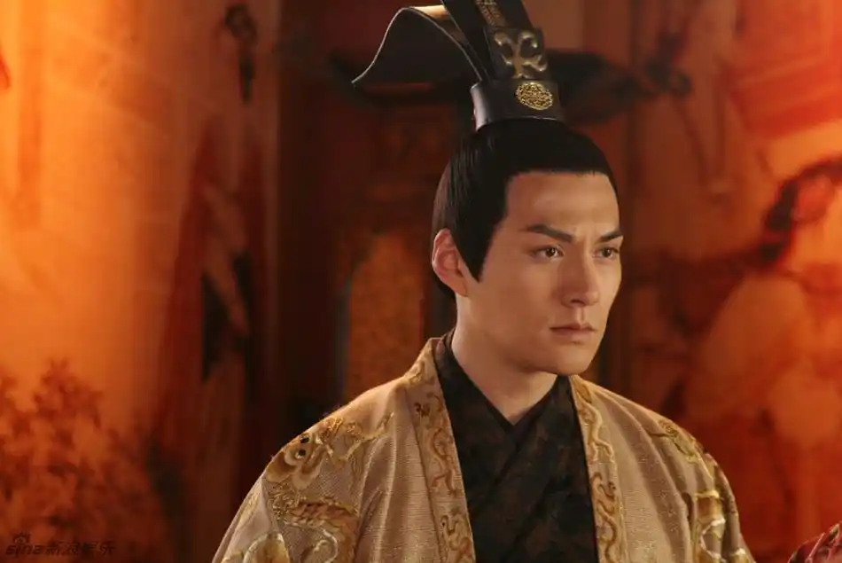 p>严宽(2014年正式改名 a>严屹宽 /a>),1979年1月24日出生于 a>上海