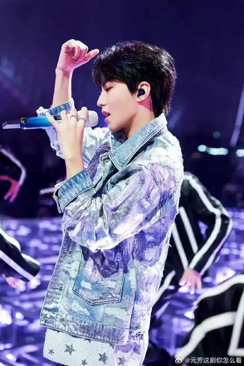 指向了王俊凯和林更新,咱就是说这波也是没什么悬念了,没人不喜欢帅哥