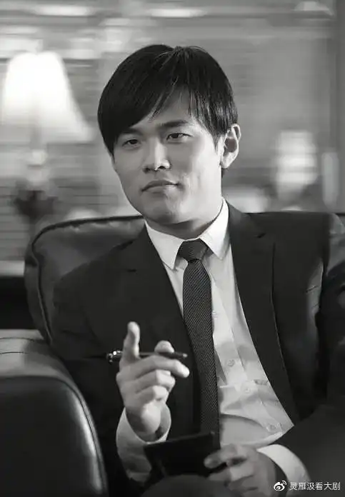 说知名歌手周杰伦""了某航空公司的空姐"阮芳婷",不仅仅已经给女方在