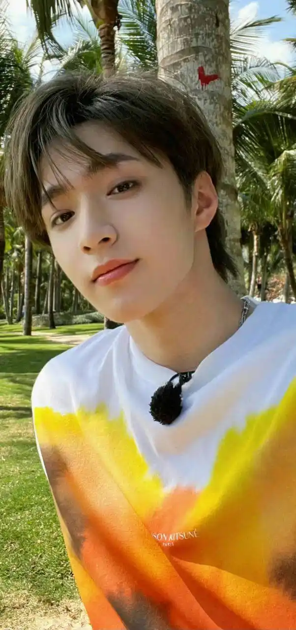 刘耀文以后会不会成为 内娱的李敏镐呢?