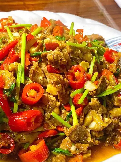 爆好吃的小炒黄牛肉75都去吃75