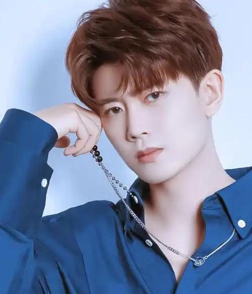 烈焰开播差评不断台词造型一言难尽任嘉伦的口碑保不住了