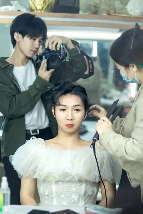 摄影 #唯诺婚礼 #筠连 #男扮女装 #化妆 #女妆 唯诺 - 抖音