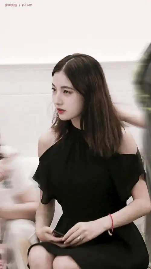 奇迹粤粤环游世界|赵粤长发图楼