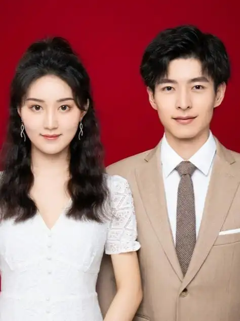 而且大家从他俩的结婚照来看,作为爱妻的佳佳也是特别的唯美,算得上一