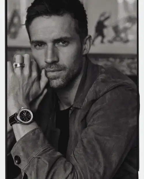 原创性感男模andrew cooper重新营业,他是顶级男模成功跨进影视圈的