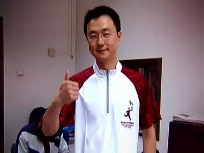 刚强图片 央视主持人刚强工作生活图片