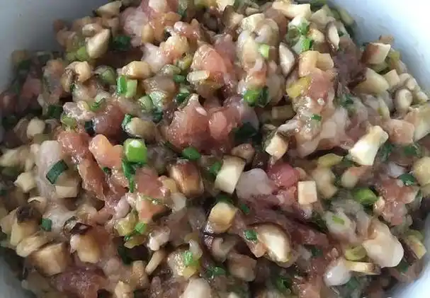 香菇猪肉馅怎么调好吃?-图1