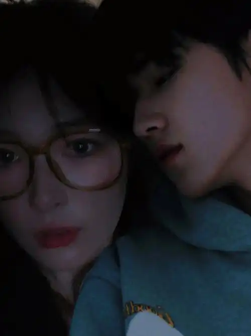 跟宋亚轩的合照