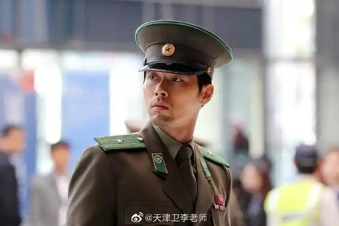 爱的迫降##穿军装的玄彬