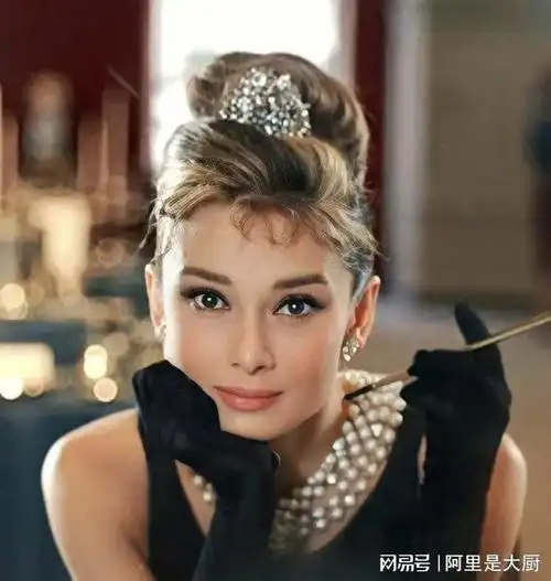 美女也内卷 看各国"第一美女"女星颜值大比拼,个个都貌美如花