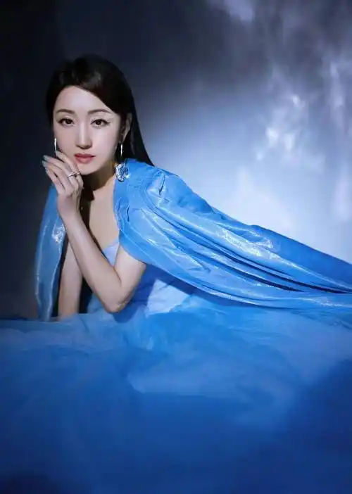 杨钰莹#,#杨钰莹绯闻#,#杨钰莹生日#作者:毛球子责编:羽返回搜狐