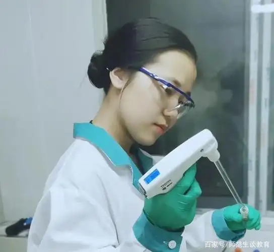 学医女孩的"追星"之旅还在继续,希望看到更多这样的大学生